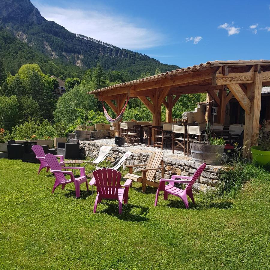 Camping Calme Et Nature Castellane Exteriér fotografie